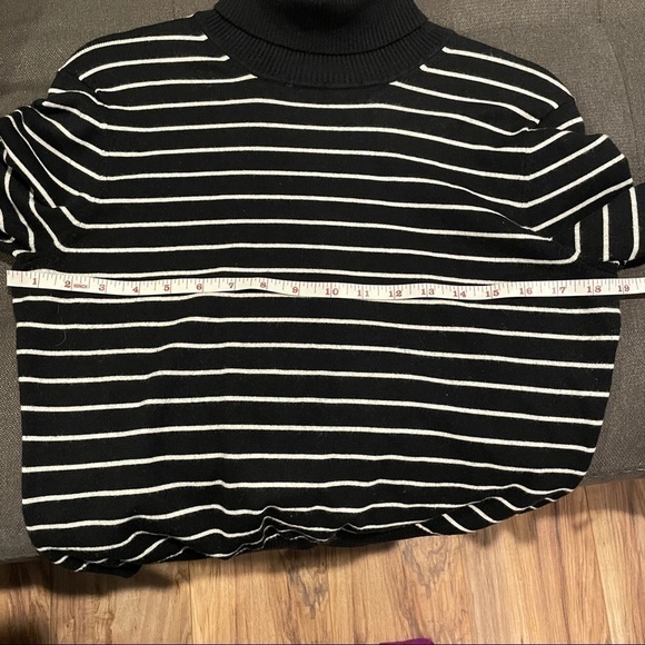 Black and White Striped Y2K Style Pullover Sweater - Picture 6 of 11